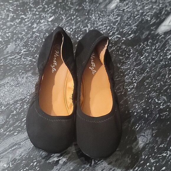 BRAND NEW HERSTYLE CONFORTABLE SOFT ROUND TOE FLAT SLIP-ON LOAFER SHOES - Picture 2 of 16